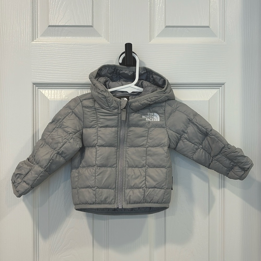NWOT The North Face Thermoball Eco Hooded Jacket